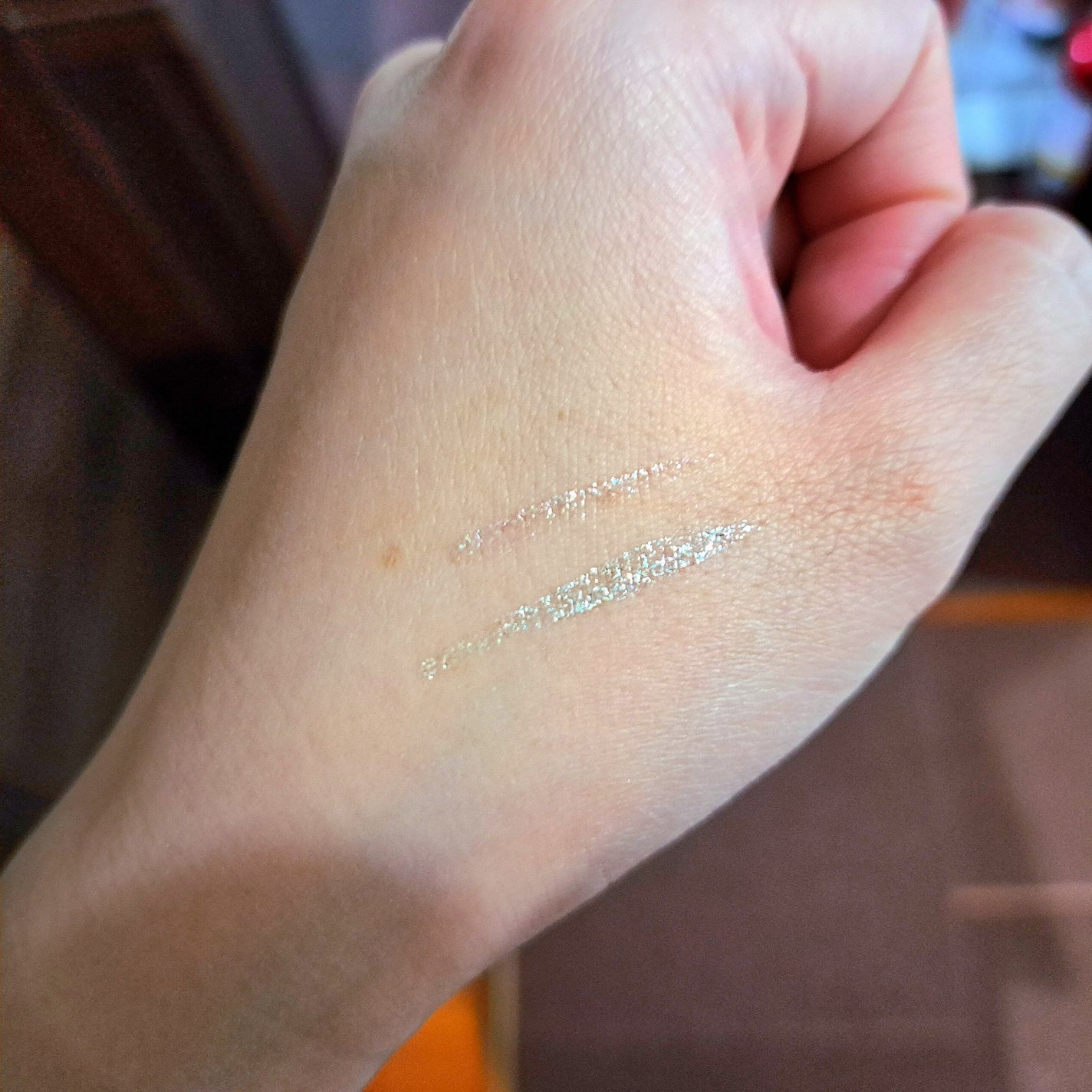 シピシピ グリッター イルミネーションライナー S/CipiCipi/リキッドアイライナーを使ったクチコミ(5枚目)