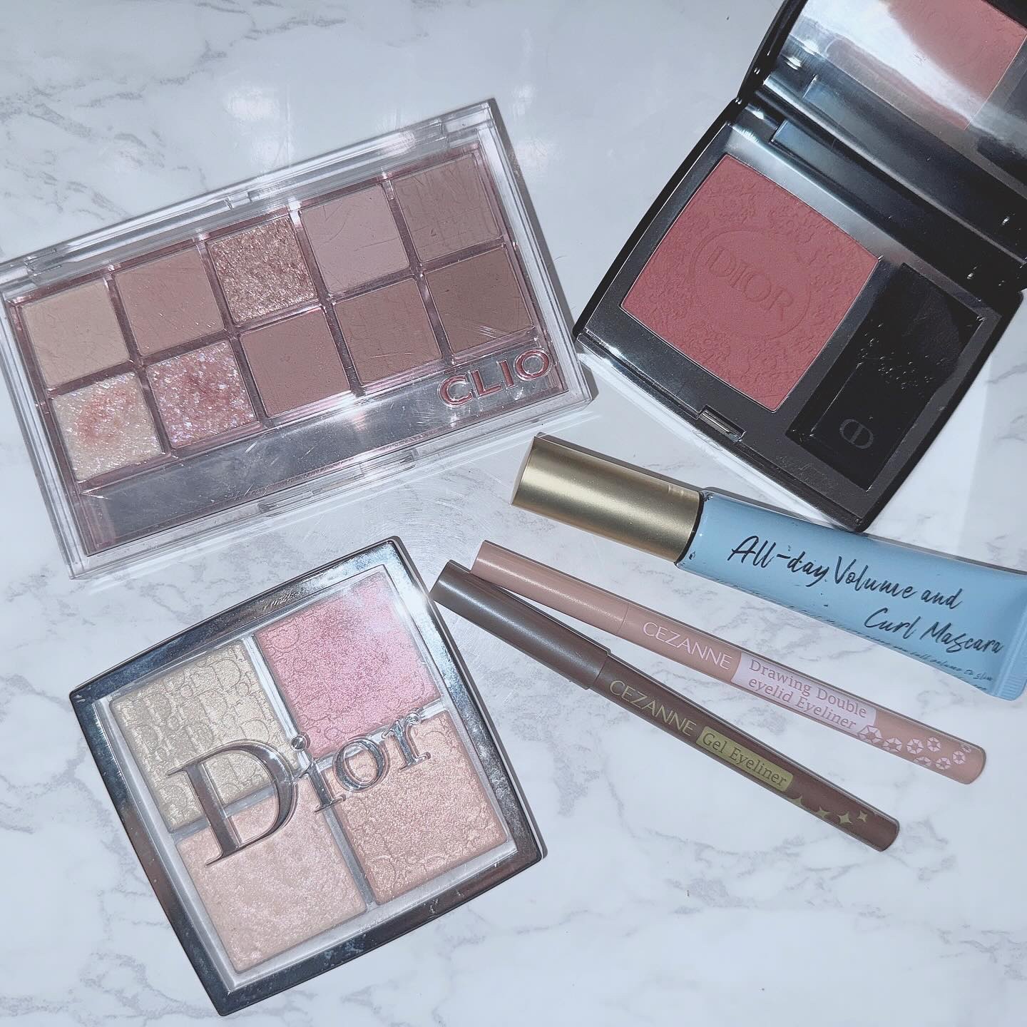 ディオールスキン ルージュ ブラッシュ 621 スプレンディッド ローズ サテン（クリスマス コレクション 2023 数量限定品）/Dior/パウダーチークを使ったクチコミ（3枚目）