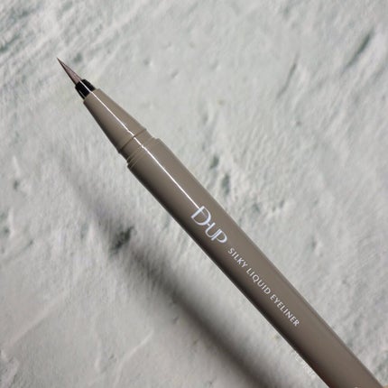 シルキーリキッドアイライナーWP/D-UP/リキッドアイライナーを使ったクチコミ(1枚目)