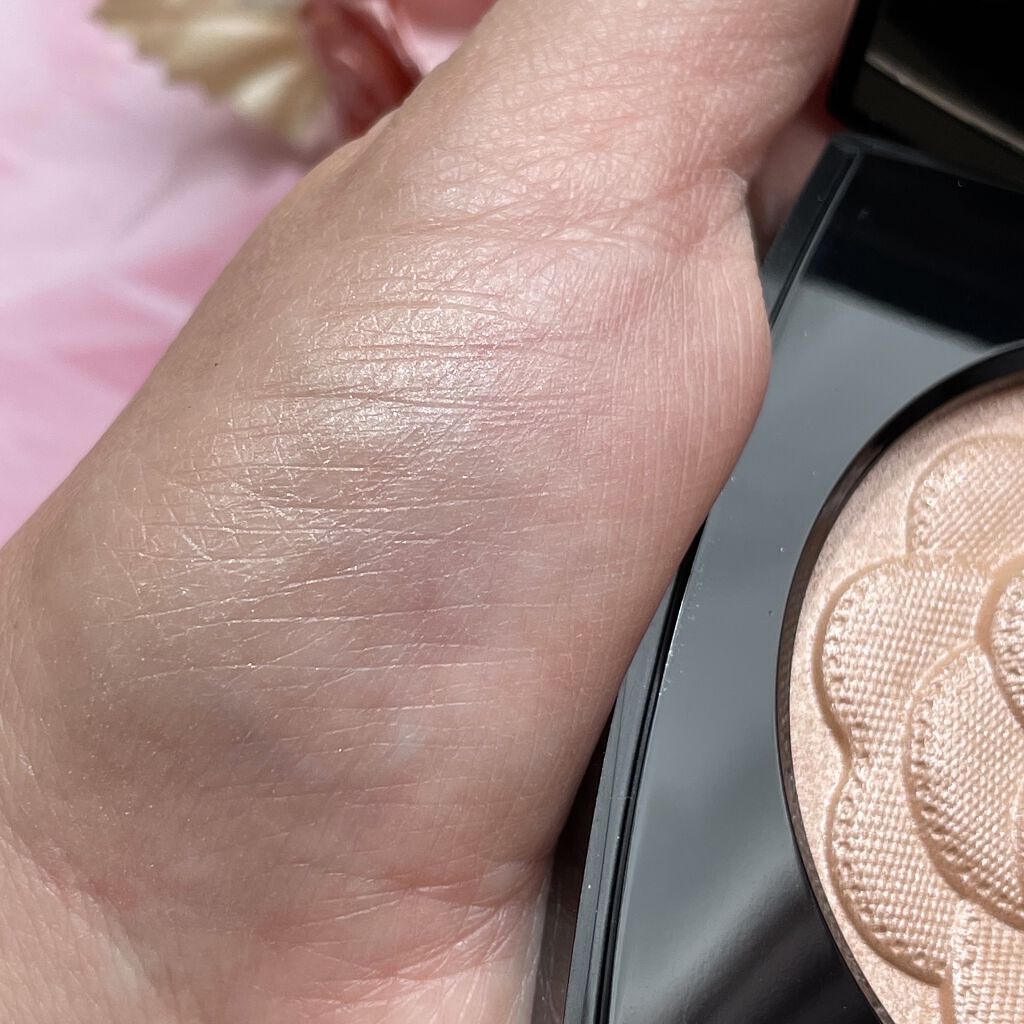 CHANEL レーヴ ドゥ カメリア