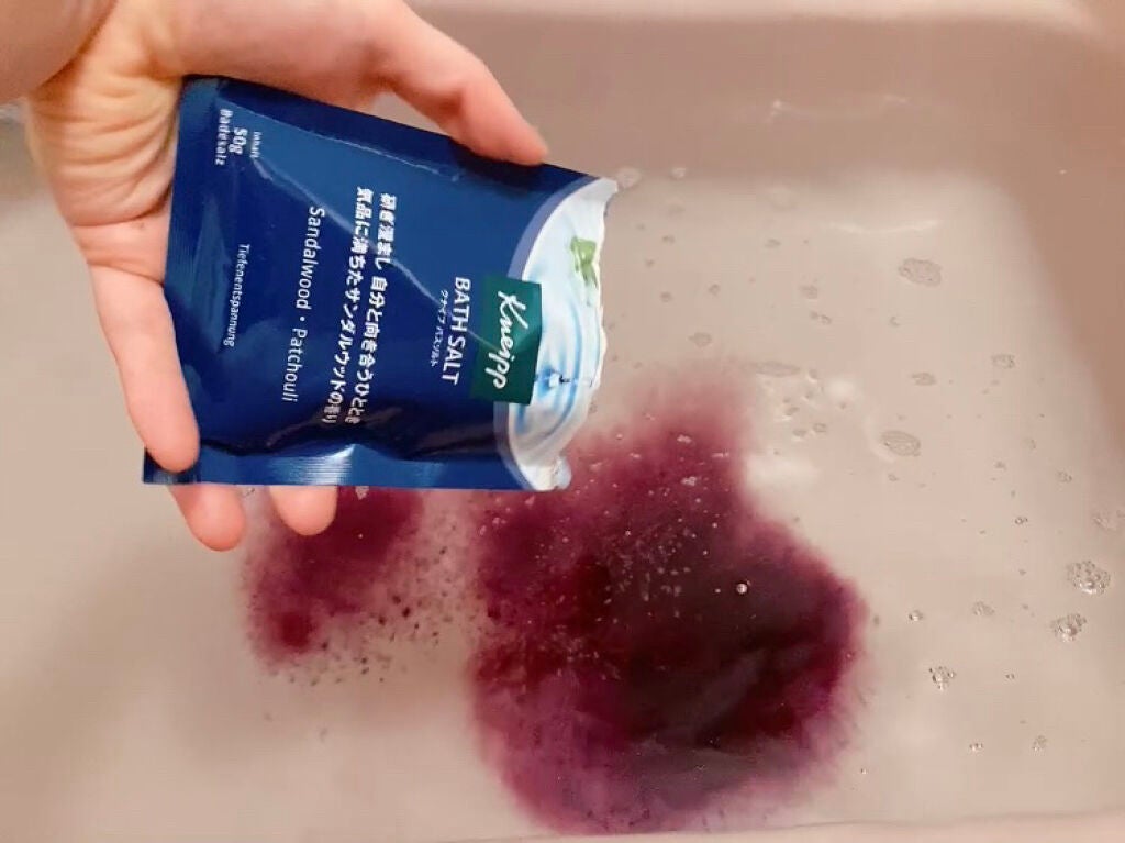 クナイプ バスソルト サンダルウッドの香り/クナイプ/無機塩系入浴剤を使ったクチコミ(2枚目)