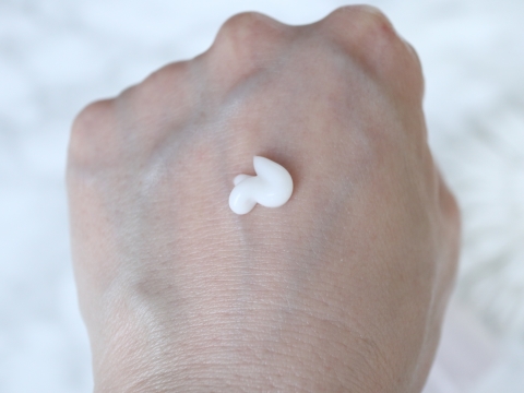 モイスチュア リッチミルク/cresc. by ASTALIFT/乳液を使ったクチコミ（2枚目）