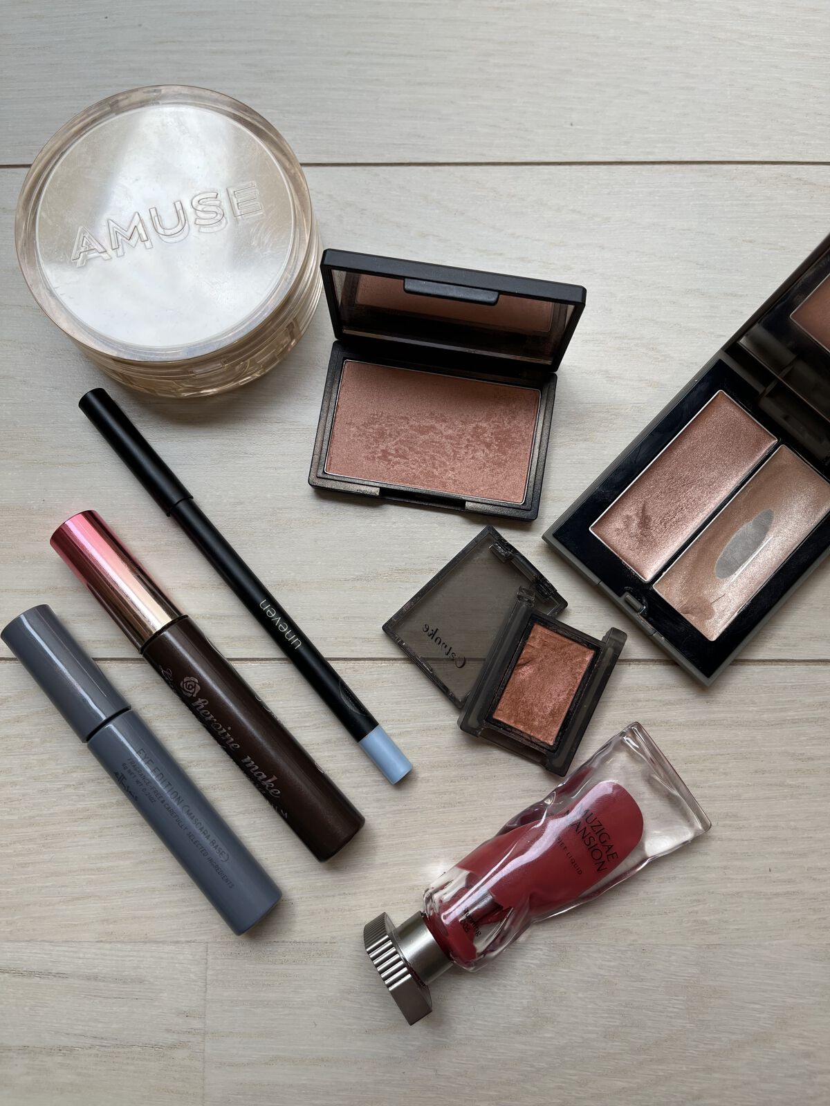 カラーリングソフトアイライナー/uneven/ペンシルアイライナーを使ったクチコミ（1枚目）