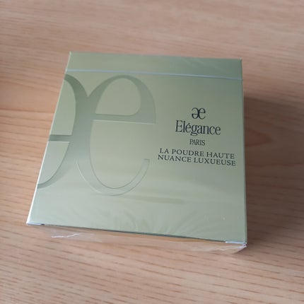 エレガンス ラ プードル オートニュアンス リクスィーズ/Elégance/プレストパウダーを使ったクチコミ(5枚目)