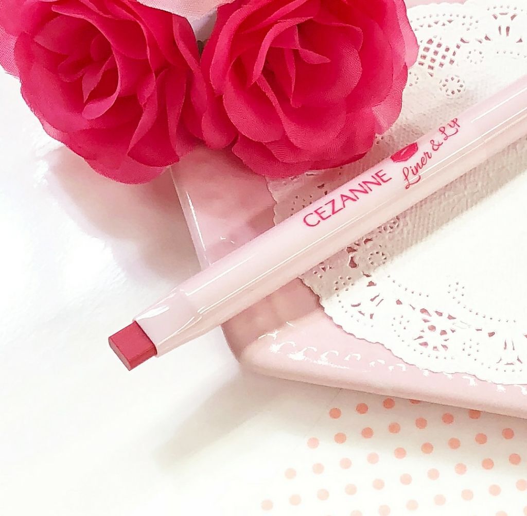 ライナー&リップ 10 ベージュ系/CEZANNE/口紅を使ったクチコミ（3枚目）