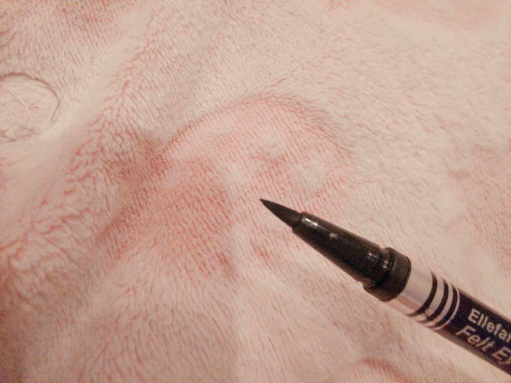 エルファー フェルトアイライナーA/DAISO/リキッドアイライナーを使ったクチコミ(2枚目)