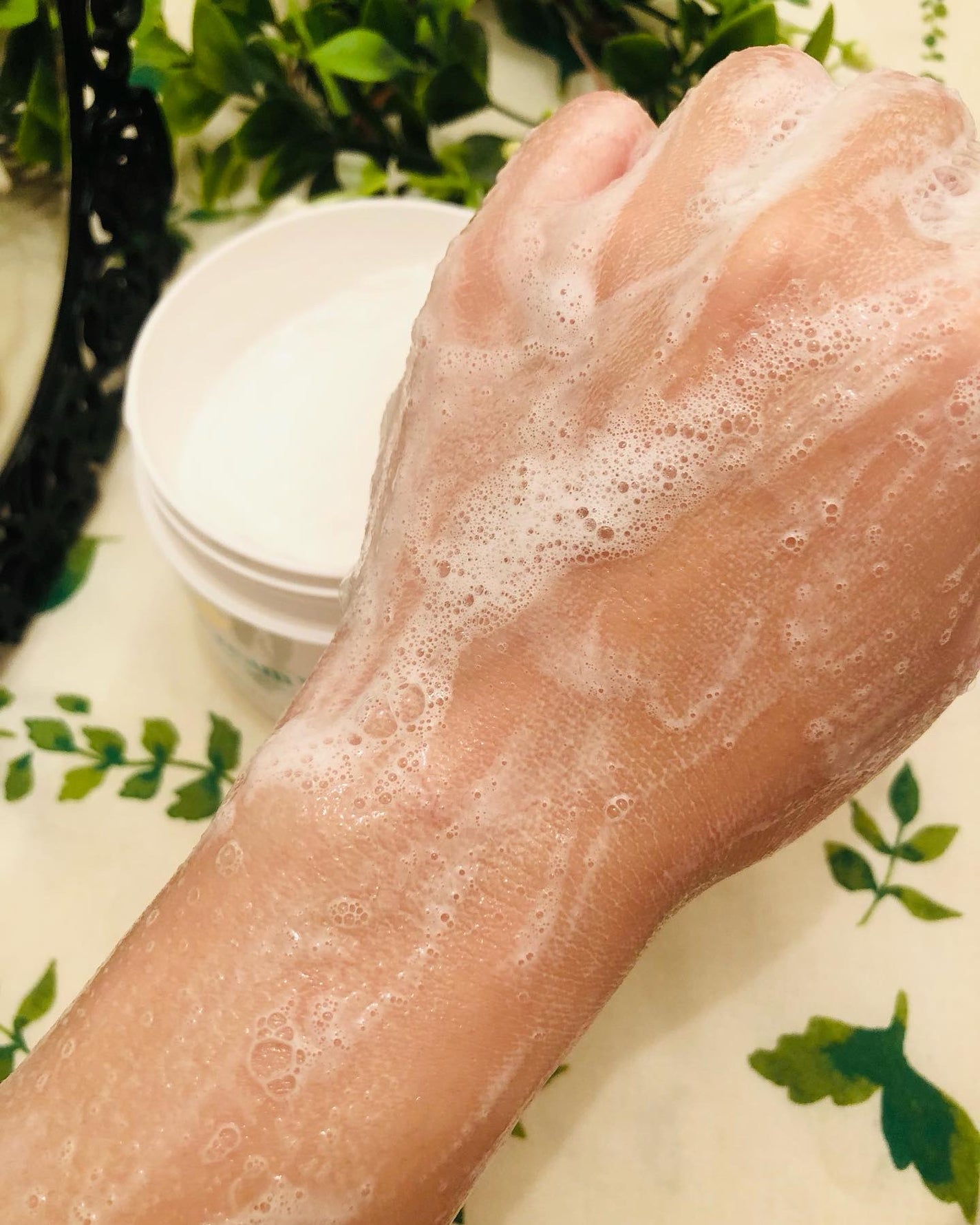 ダヴ クリームボディウォッシュ コンフォートモイスチャー/ダヴ/ボディソープを使ったクチコミ(4枚目)