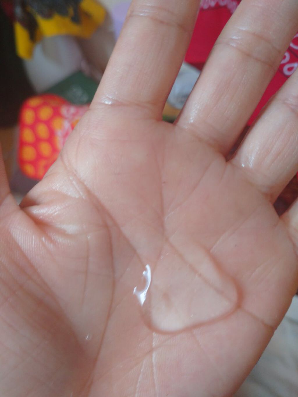 ヒト型セラミド配合形状記憶オールインワンジェル/DAISO/美容液を使ったクチコミ（2枚目）