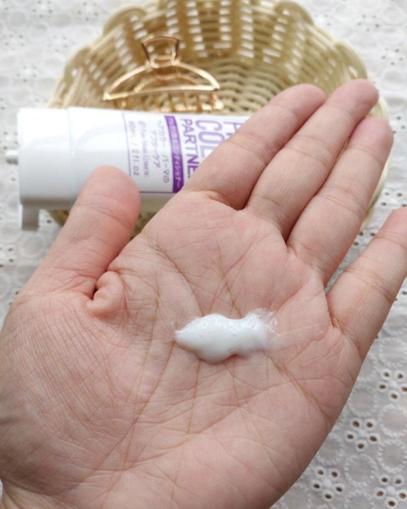 ヘアカラーパートナー(ピュアマリアPHコントロールb)/ピュアマリアコスメティック/洗い流すヘアトリートメントを使ったクチコミ(2枚目)