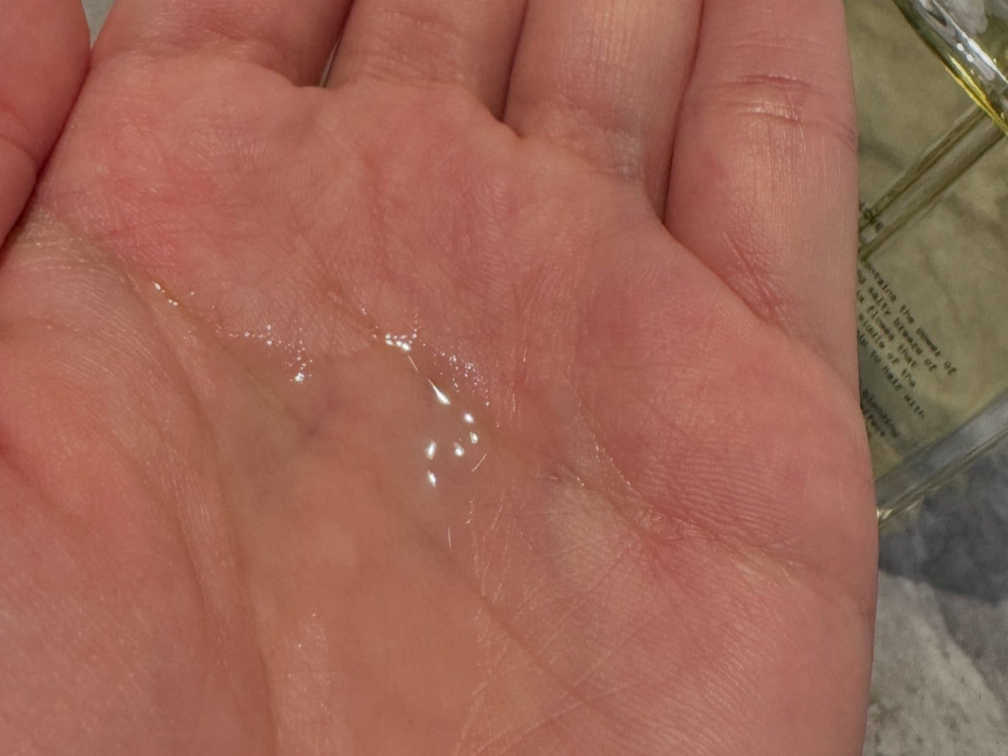 Non/フォロバ100 on LIPS 「@pinkghost_officialのヘアオイルで、髪に自然..」(4枚目)