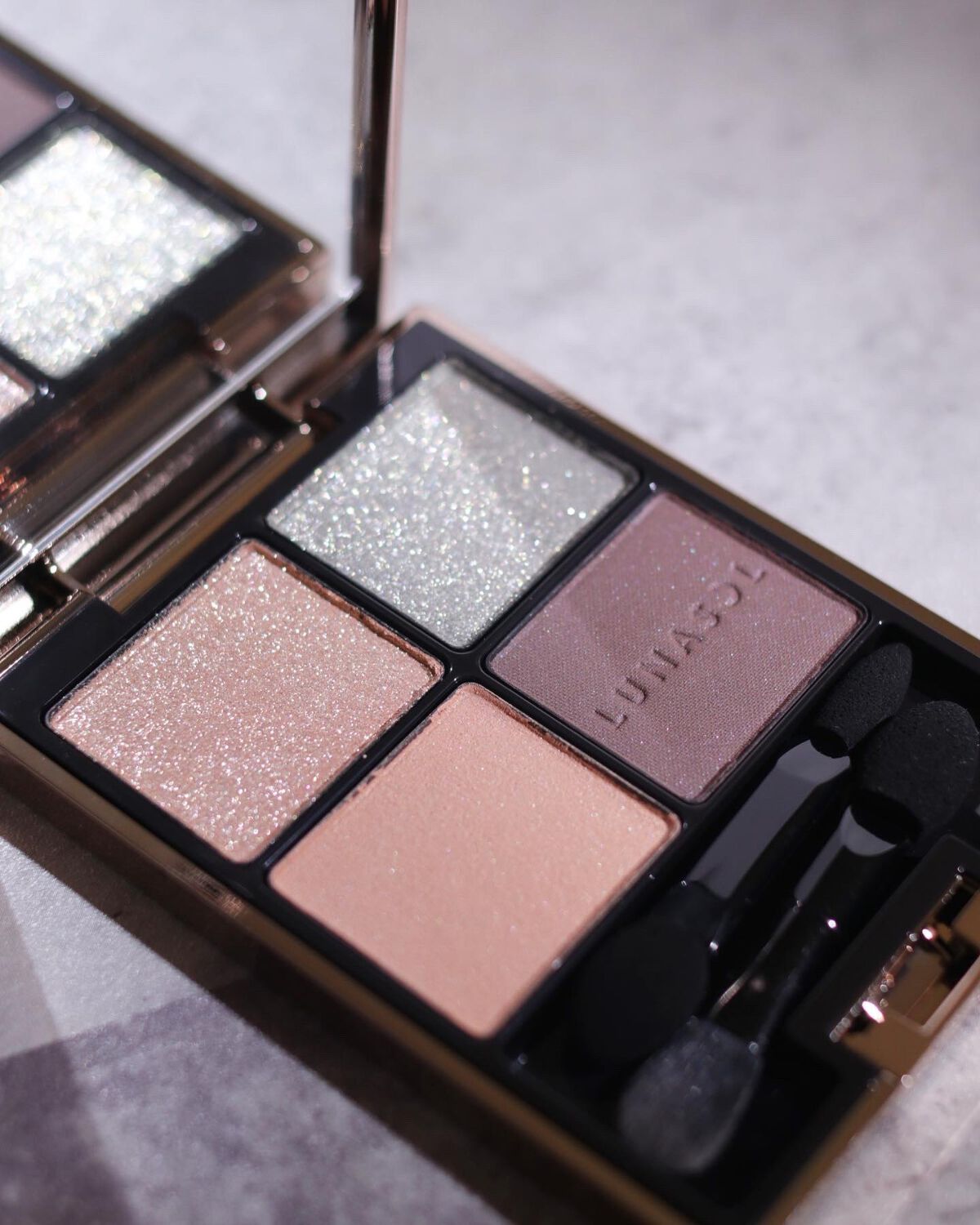 アイカラーレーション 17 Smoky Quartz/LUNASOL/アイシャドウパレットを使ったクチコミ（2枚目）