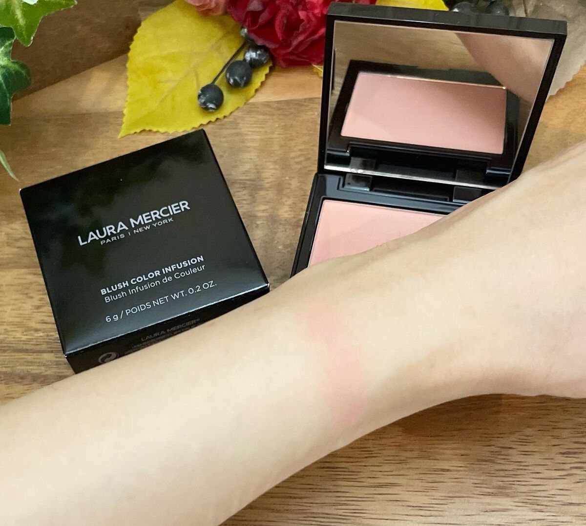 ブラッシュ カラー インフュージョン/ローラ メルシエ/パウダーチークを使ったクチコミ(3枚目)