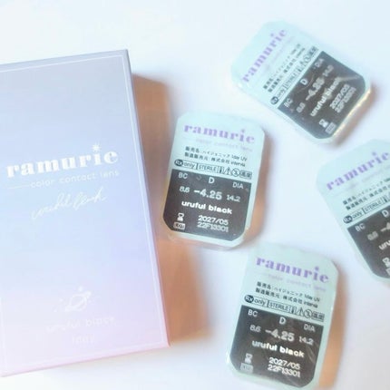 tama on LIPS 「極小ドットデザインカラコンで透明感のあるちゅるん♡な瞳を演出💓..」(5枚目)