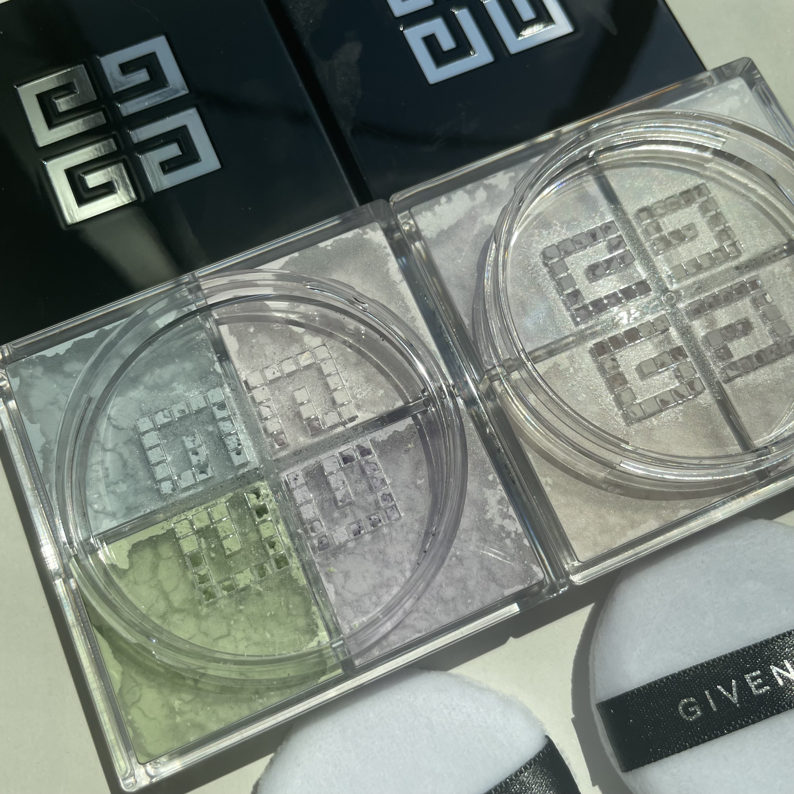 プリズム・リーブル/GIVENCHY/ルースパウダーを使ったクチコミ（2枚目）