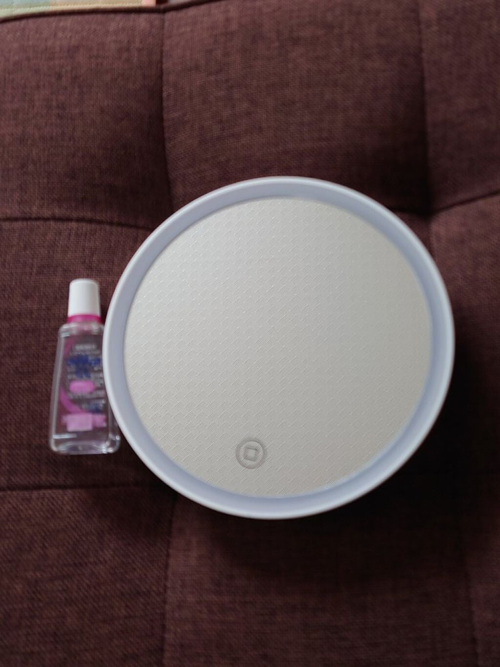 枠が光るLED付ミラー ラウンド/DAISO/その他化粧小物を使ったクチコミ(1枚目)