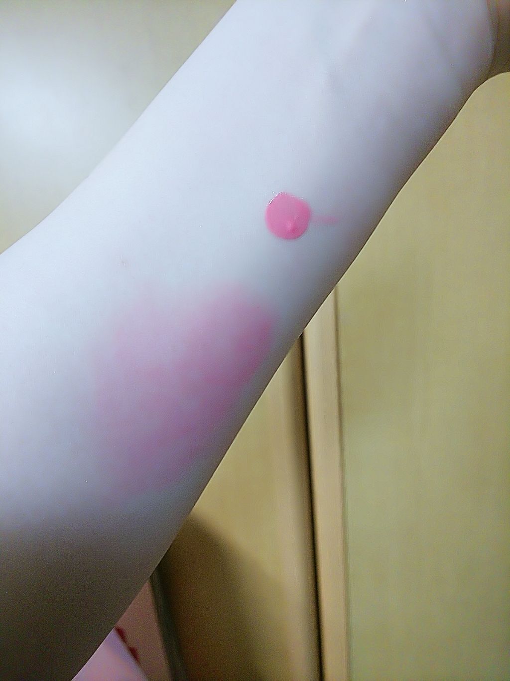 カラフルドローイング ウォーターカラーチーク/ETUDE/リキッドチークを使ったクチコミ(2枚目)