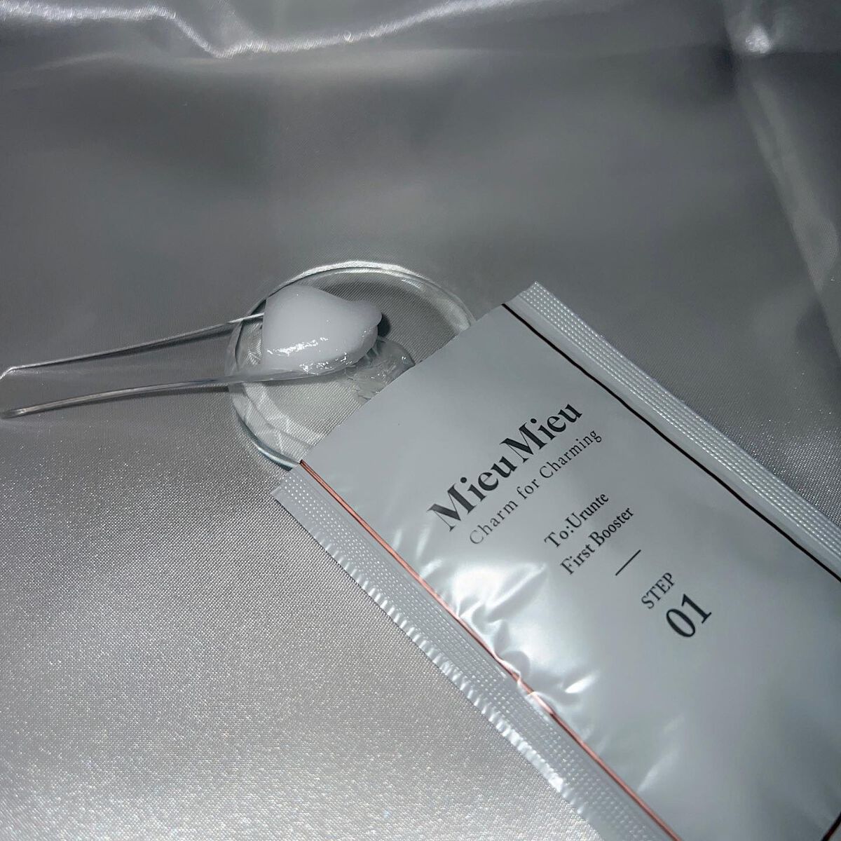 とぅるんて ファーストブースター 1剤：ファーストブースター/MieuMieu/洗い流すヘアトリートメントを使ったクチコミ（2枚目）