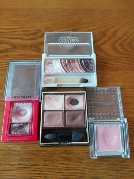 トーンアップアイシャドウ/CEZANNE/アイシャドウパレットを使ったクチコミ(2枚目)