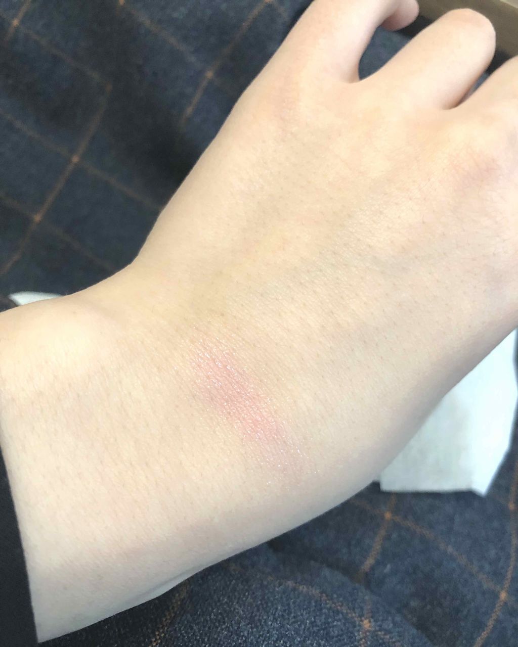 プリズム パウダーアイカラー/リンメル ロンドン/単色アイシャドウを使ったクチコミ（2枚目）