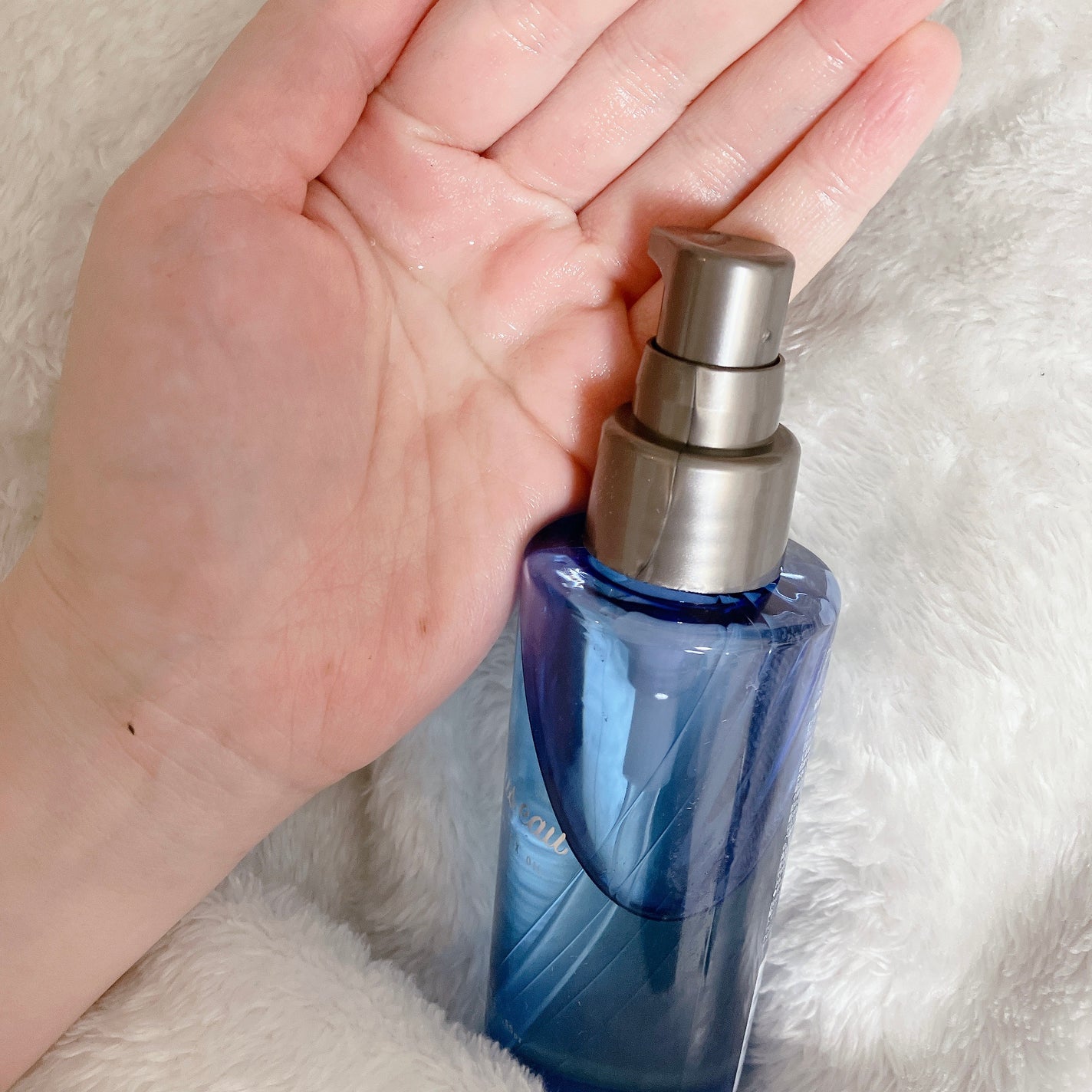 カールフィックスオイル/plus eau/ヘアオイルを使ったクチコミ(2枚目)