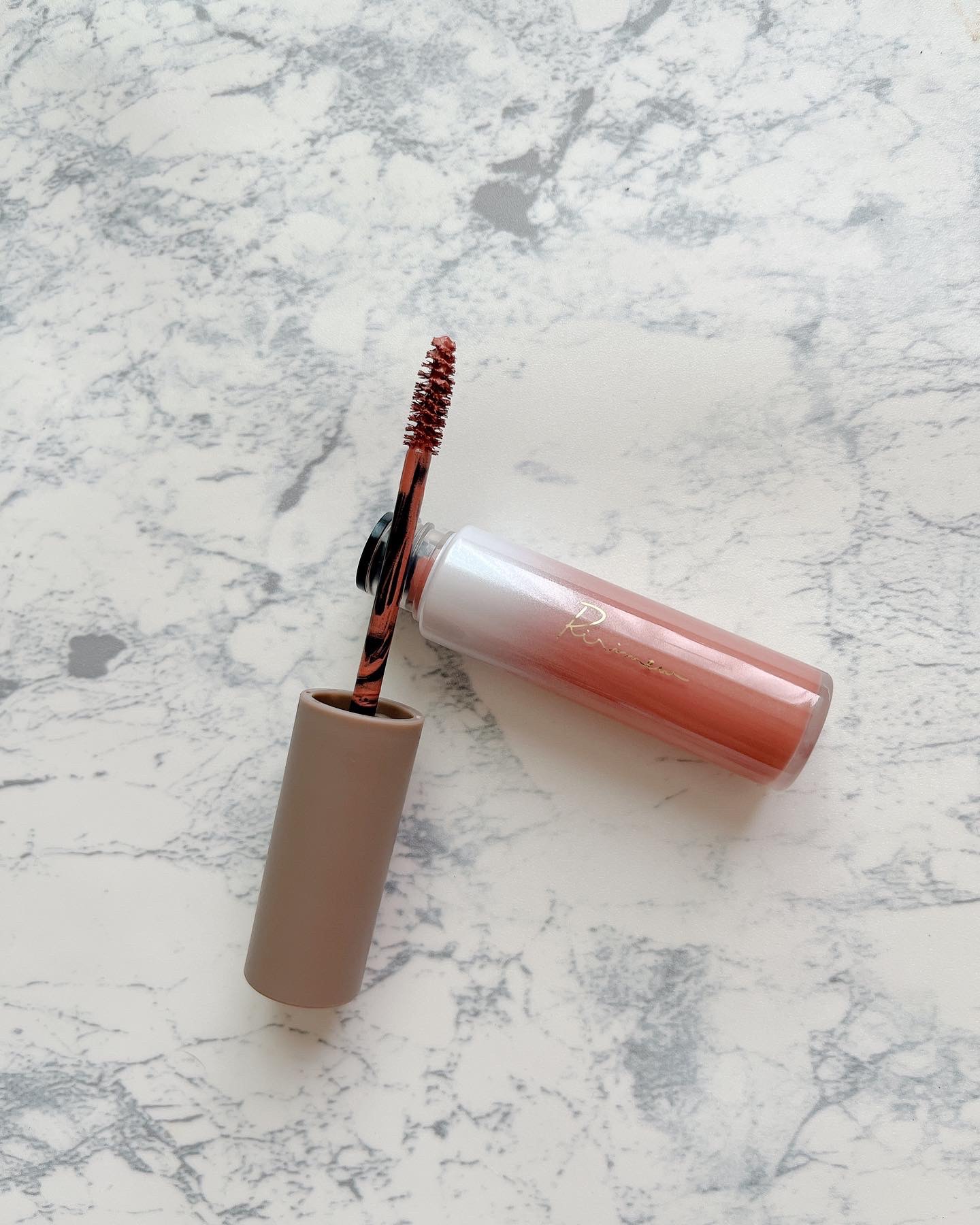 カラーインブロウマスカラ/Ririmew/眉マスカラを使ったクチコミ（1枚目）