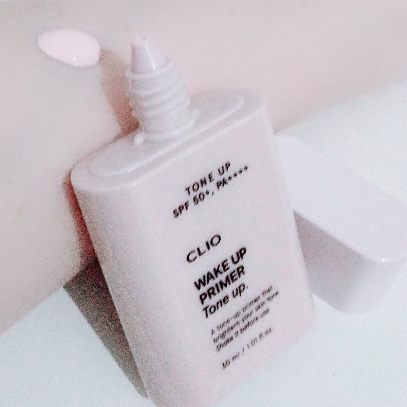 ウェイク アップ プライマー トーンアップ/CLIO/化粧下地を使ったクチコミ（2枚目）