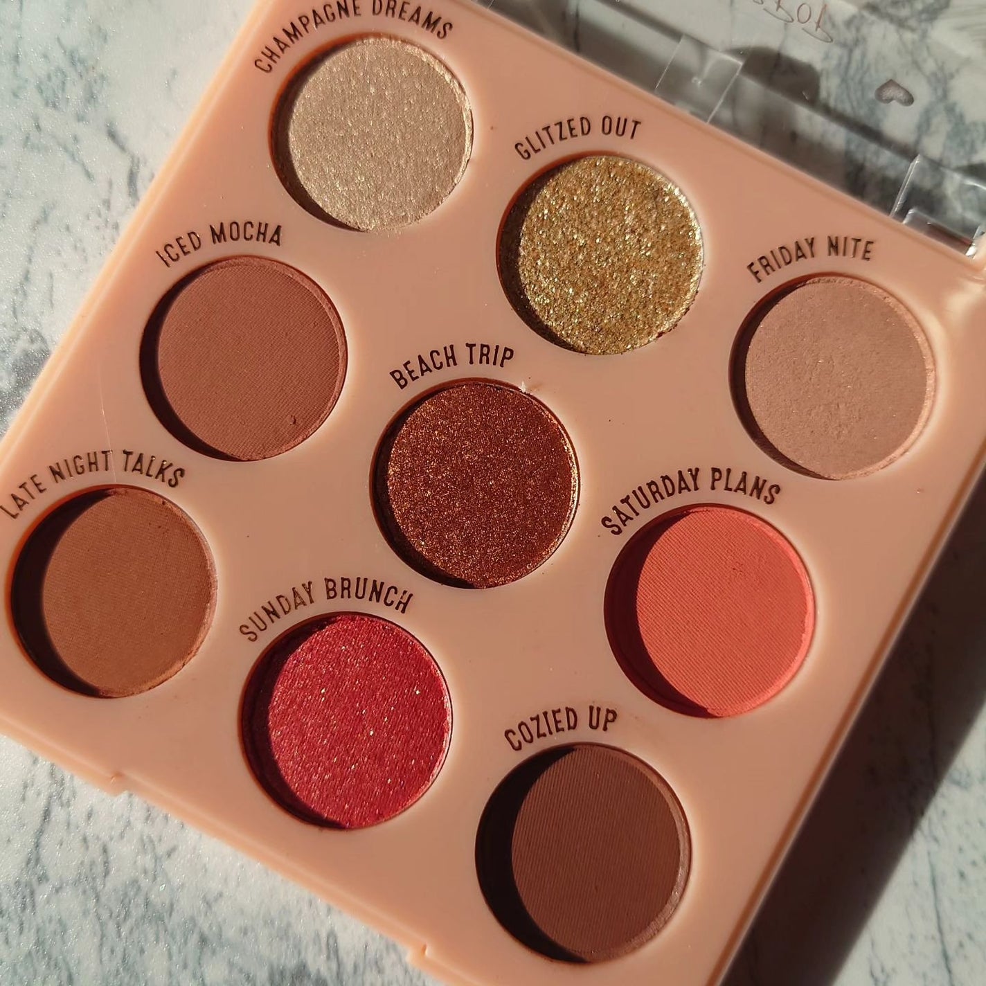 Weekend Mood/ColourPop/アイシャドウパレットを使ったクチコミ(4枚目)