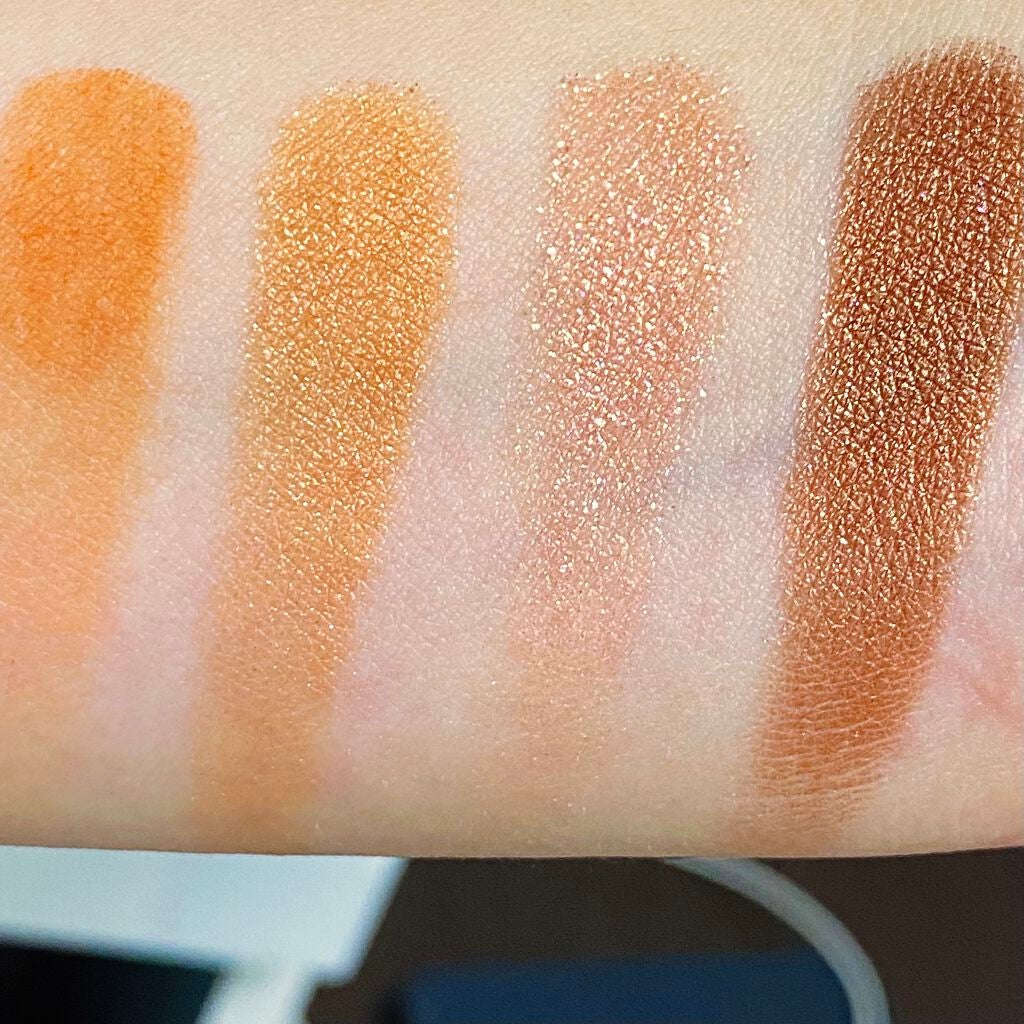 ハナ on LIPS 「オレンジアイメイク✨中国コスメにハマってます💖発色ばちばちに良..」(5枚目)