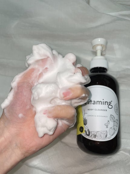 リフレッシングボディソープ(レモン&ベルガモットの香り)/Vitaming/ボディソープを使ったクチコミ(5枚目)