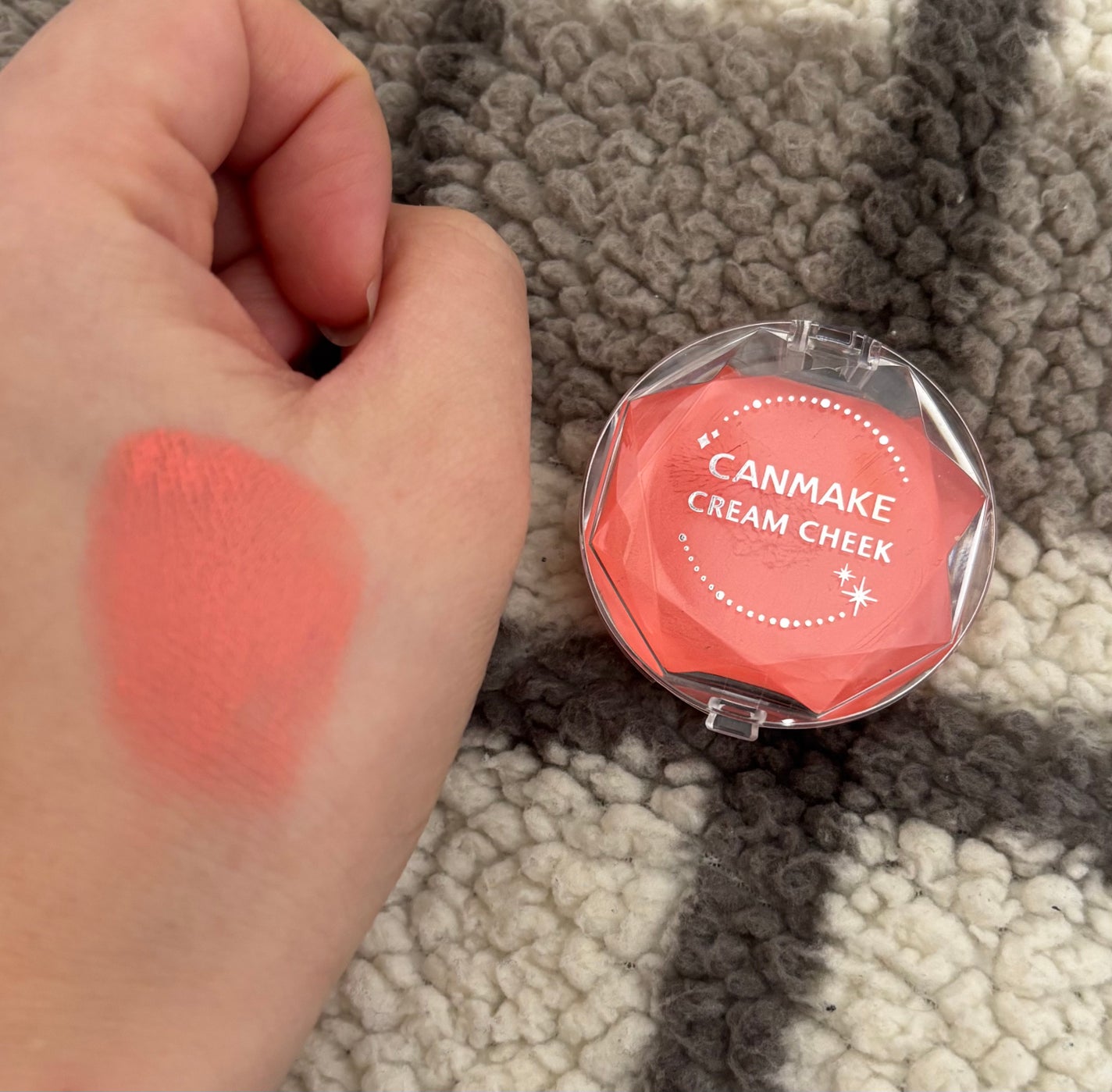 クリームチーク/キャンメイク/ジェル・クリームチークを使ったクチコミ(1枚目)