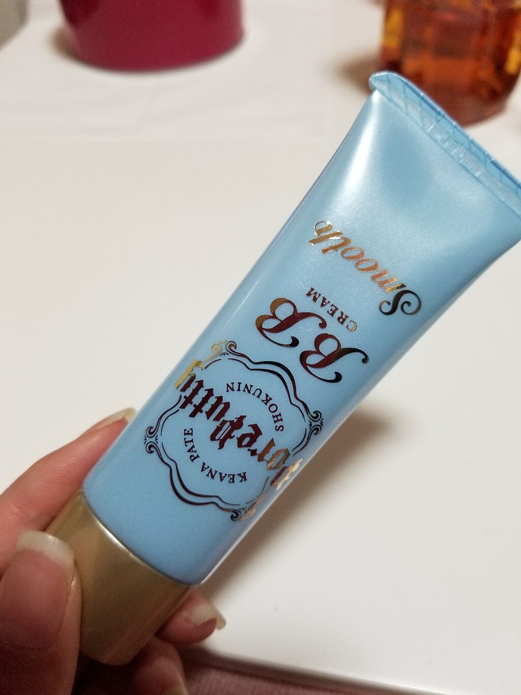 毛穴パテ職人 BBクリーム スムースのクチコミ「朝の時短の為に良さそうだったので購入( ・∀・)

毛穴パテ職人のBBクリーム　スムースです！.....」（1枚目）