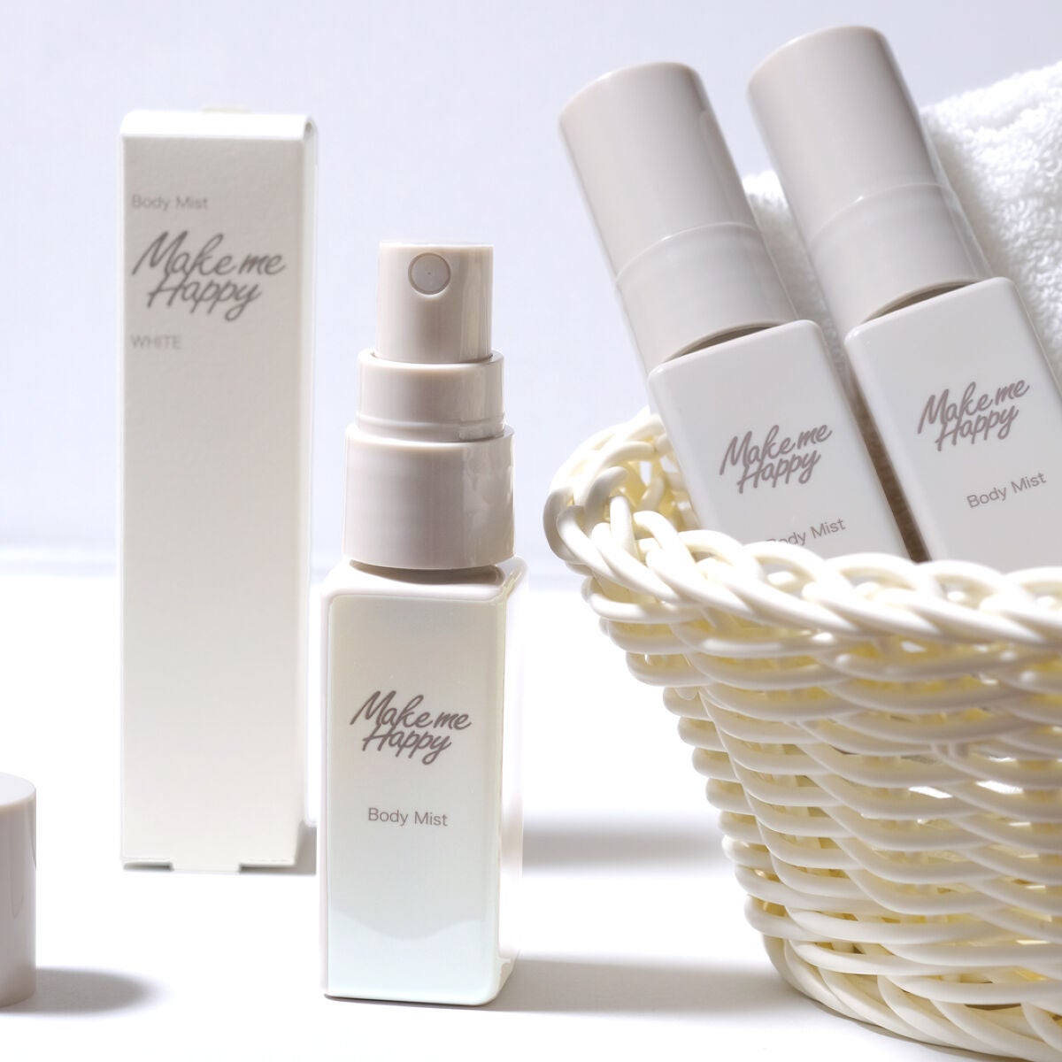 メイクミーハッピー ボディミスト WHITE/キャンメイク/香水を使ったクチコミ(1枚目)