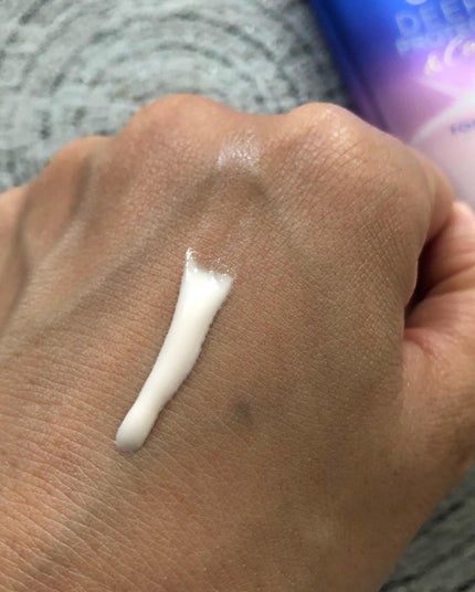 ニベアUV ディープ プロテクト&ケア トーンアップ エッセンス/ニベア/日焼け止めローションを使ったクチコミ(3枚目)