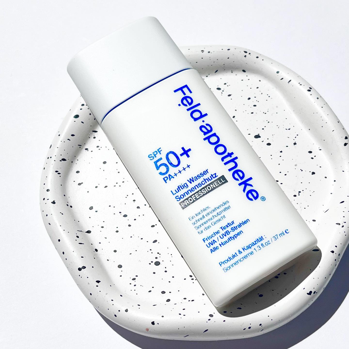 エアリーウォーターサンスクリーン プロフェッショナル/Feld Apotheke/日焼け止めローションを使ったクチコミ（2枚目）