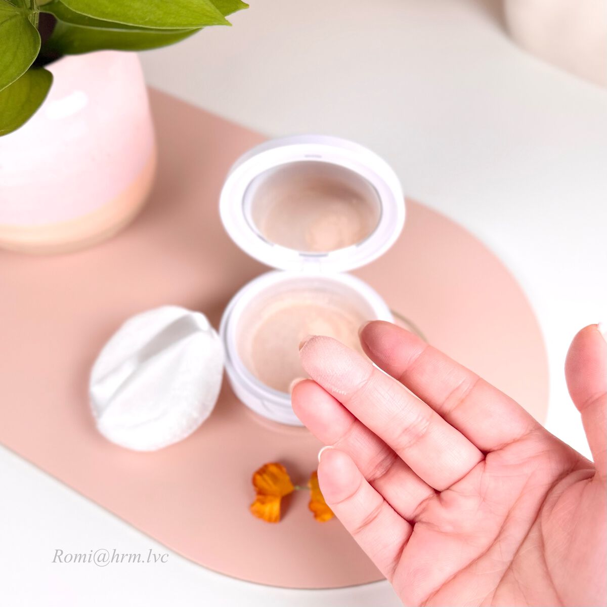 ポアレスフィクサー/プリマヴィスタ/ルースパウダーを使ったクチコミ(3枚目)