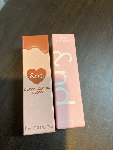 グラッシーコーティンググロス/&nd by rom&nd/リップグロスを使ったクチコミ(2枚目)