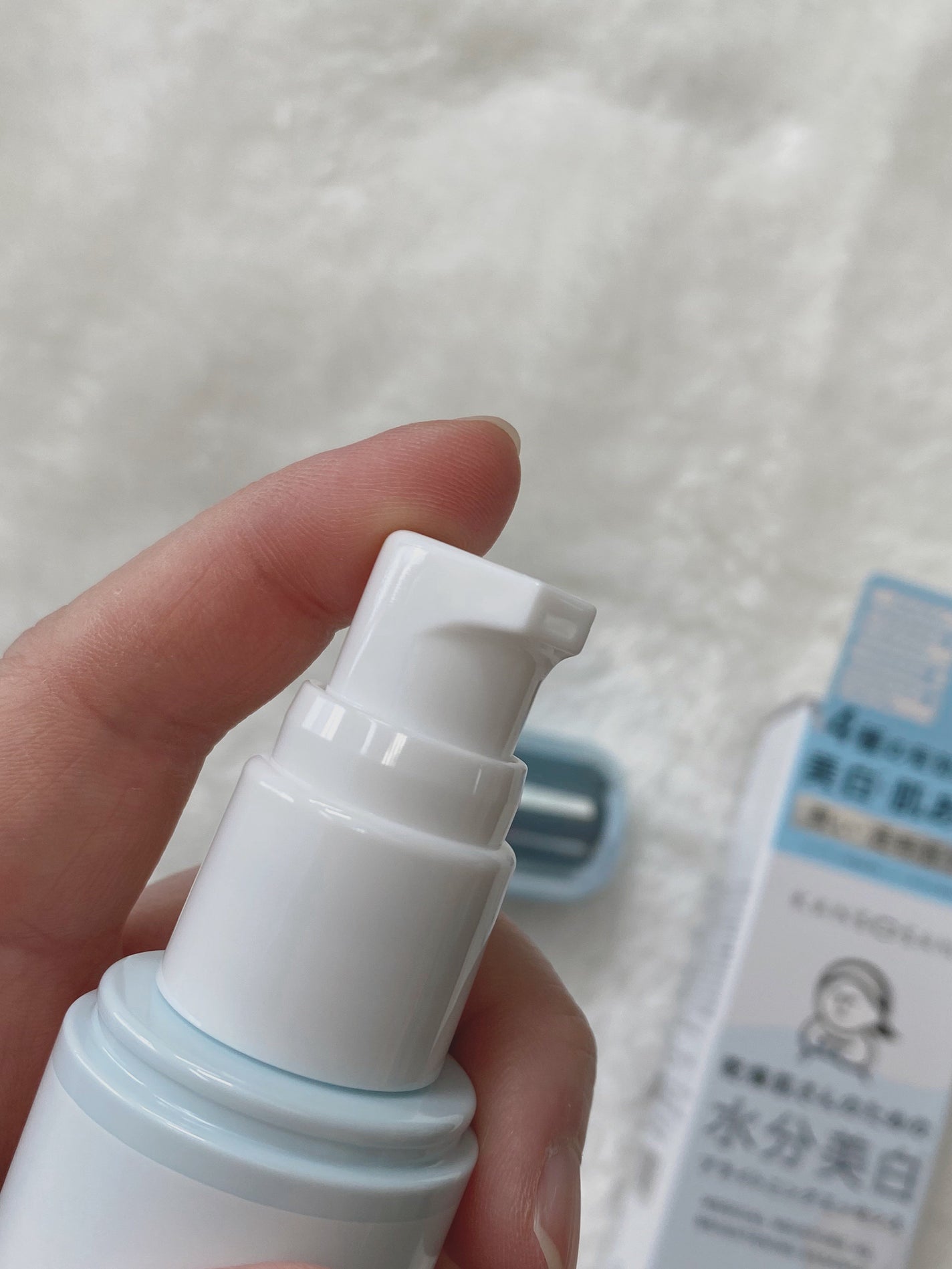 乾燥さん 薬用水分力ブライトニングエッセンス【医薬部外品】/乾燥さん/美容液を使ったクチコミ(5枚目)