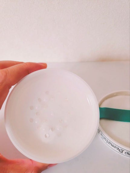 薬用さらさらデオドラントパウダー/デオナチュレ/デオドラント・制汗剤を使ったクチコミ(5枚目)