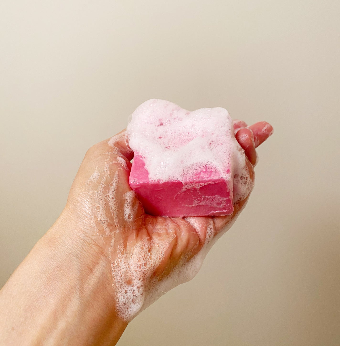 シャンプー バー ピンカリシャス/Ethique/市販シャンプーを使ったクチコミ(5枚目)