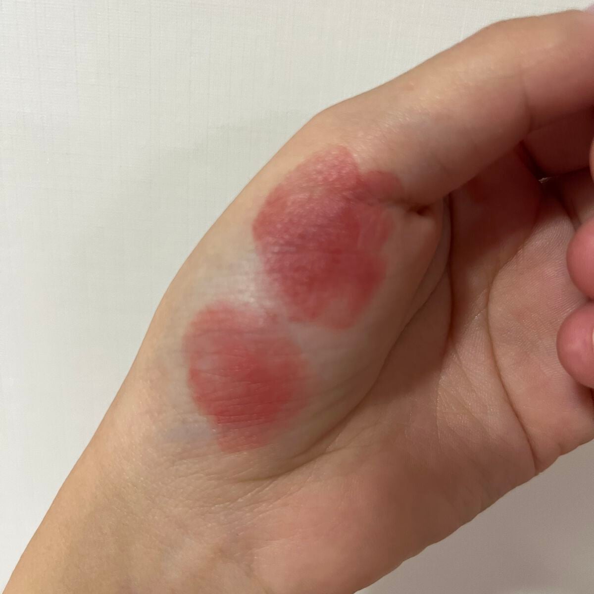 センシュアルパウダーマットリップスティック/HERA/口紅を使ったクチコミ(3枚目)