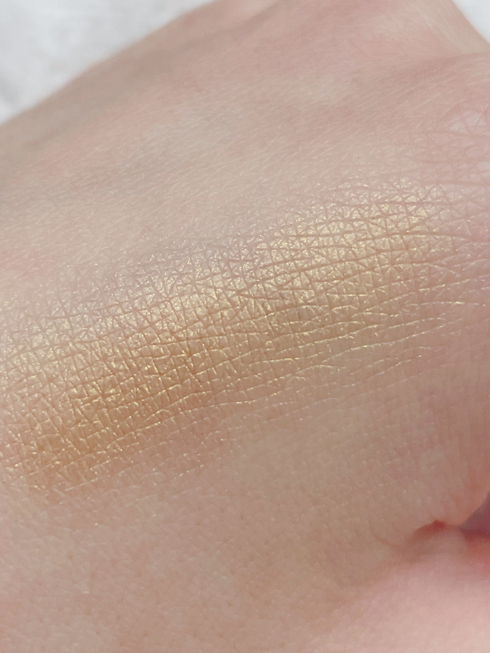 ヴィセ アヴァン シングルアイカラー/Visée/単色アイシャドウを使ったクチコミ（2枚目）