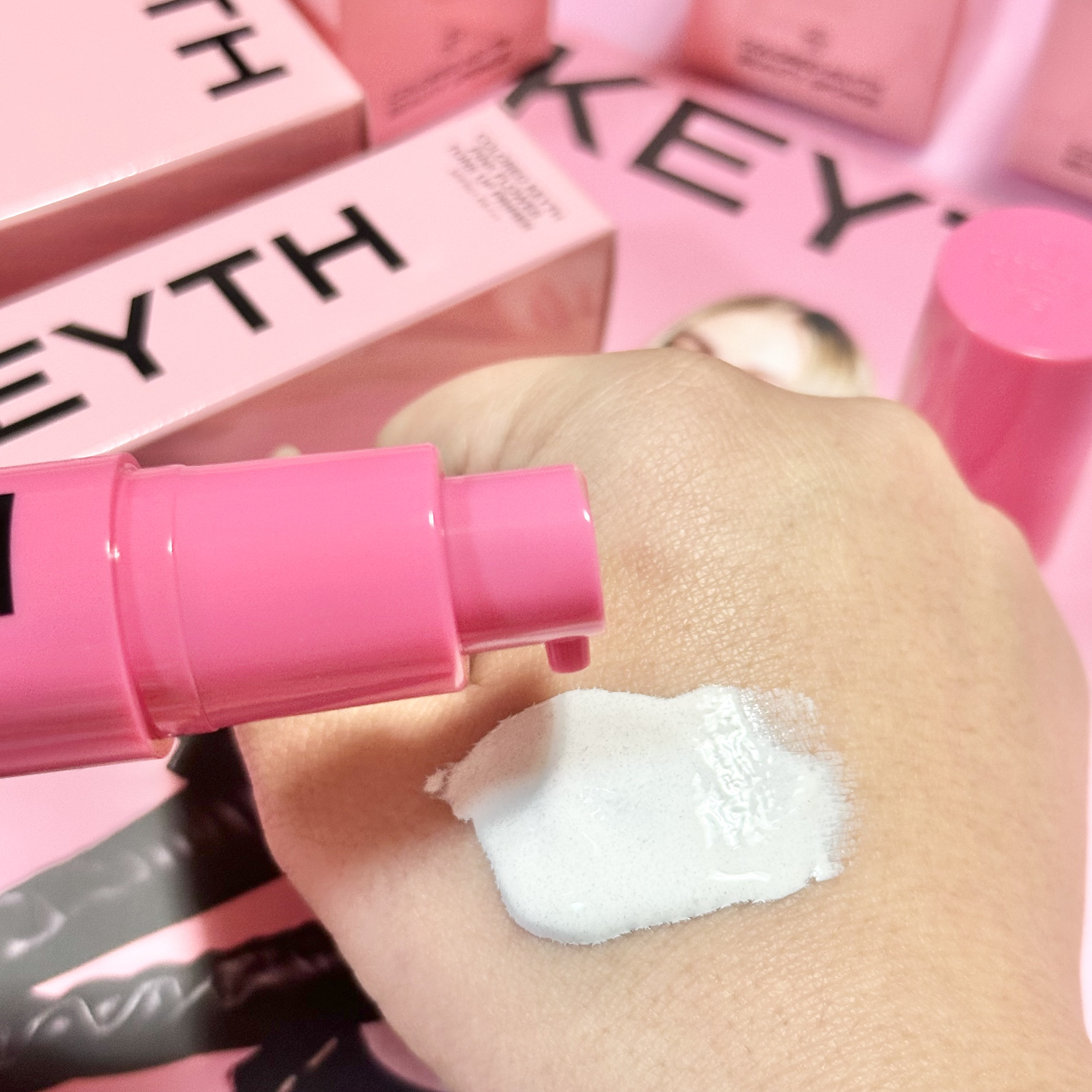 ピンクフラワートーンアッププライマー/KEYTH/化粧下地を使ったクチコミ（2枚目）