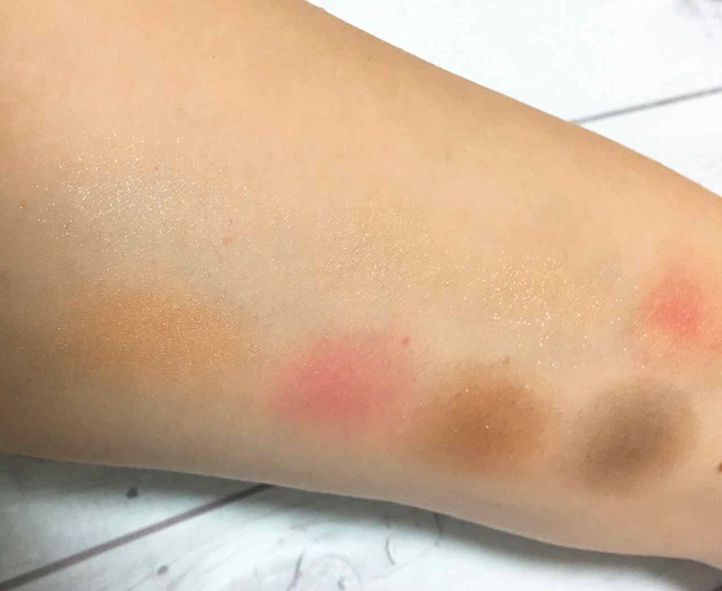 MOSCHINO×TONYMOLY ソフトグラムアイパレット/TONYMOLY/アイシャドウパレットを使ったクチコミ(3枚目)