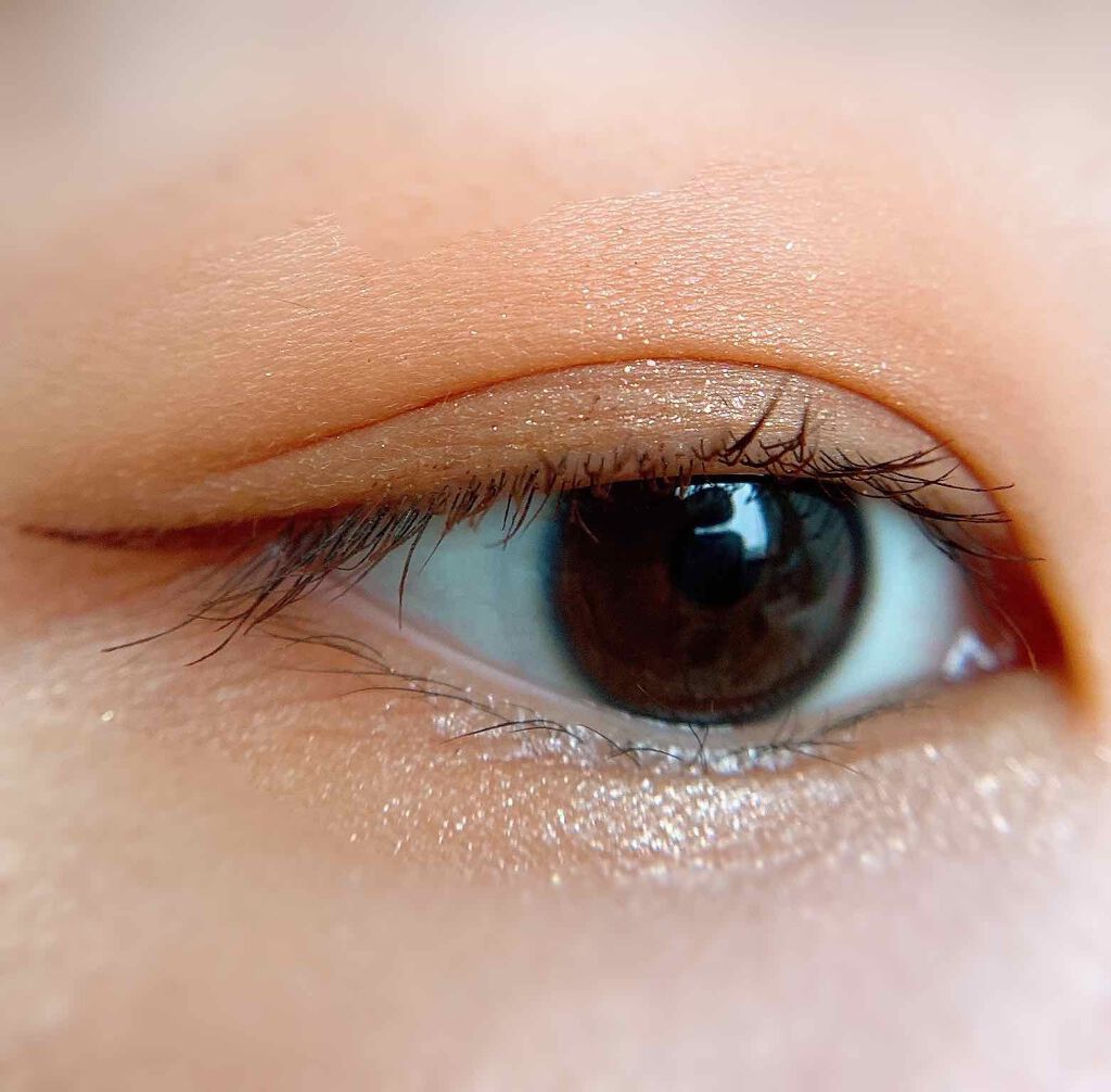 セルヴォーク ヴォランタリー アイズ/Celvoke/単色アイシャドウを使ったクチコミ(2枚目)