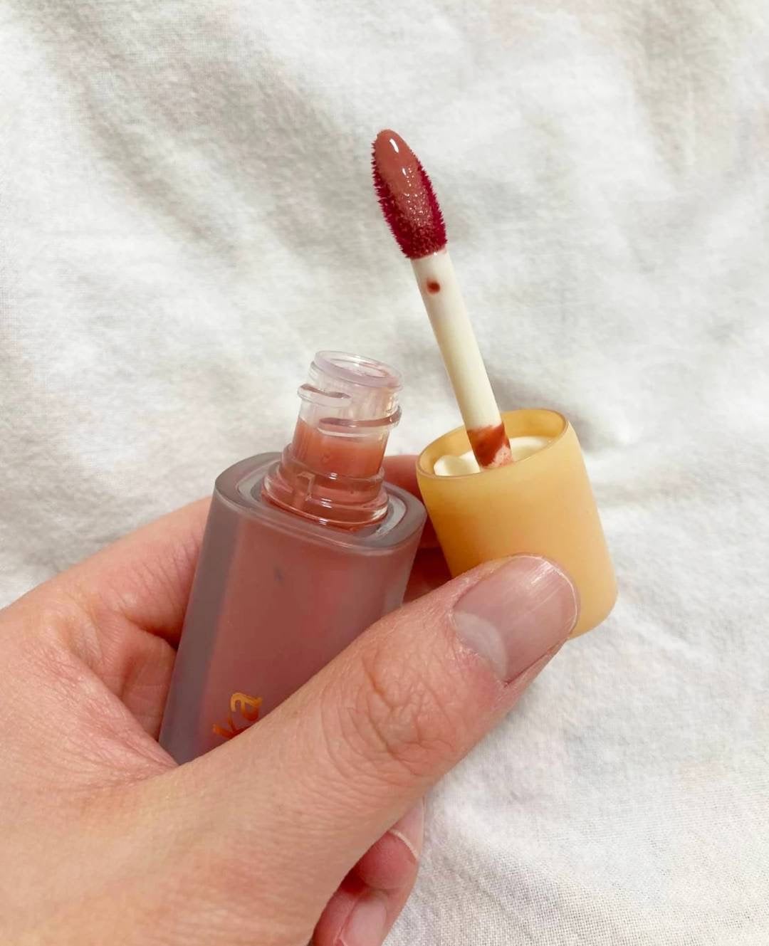 フルーティーグラムティント/Laka/リップティントを使ったクチコミ(2枚目)