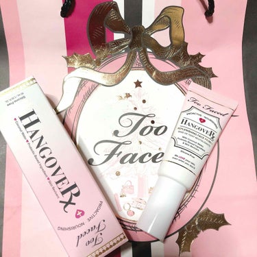 ついに買ってしまった。
Too Faced
hangover primer

二日酔いのコンディション悪い日でも、たっぷりの睡眠と水分をとったような肌になるそうです。
シリコーンフリーなのも嬉しい。

