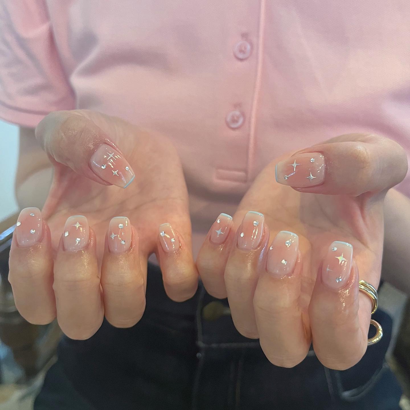 #ジェルネイル,#ワンカラーネイル,#ニュアンスネイル,#うるうるネイル,#ちゅるんネイル,#シンプルネイル,#パーツネイル,#透け感ネイル,#クリアネイル,#ぷっくりネイル,#ちぐはぐネイル,#韓国ネイル,#きらきらネイル,#うるつやネイル,#フレンチガーリーネイル,#ピンクネイル,#チークネイル,#フレンチネイルのネイルデザイン