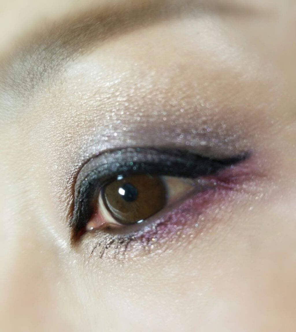 クロマティックス - ウメツイスト/shu uemura/アイシャドウパレットを使ったクチコミ（2枚目）