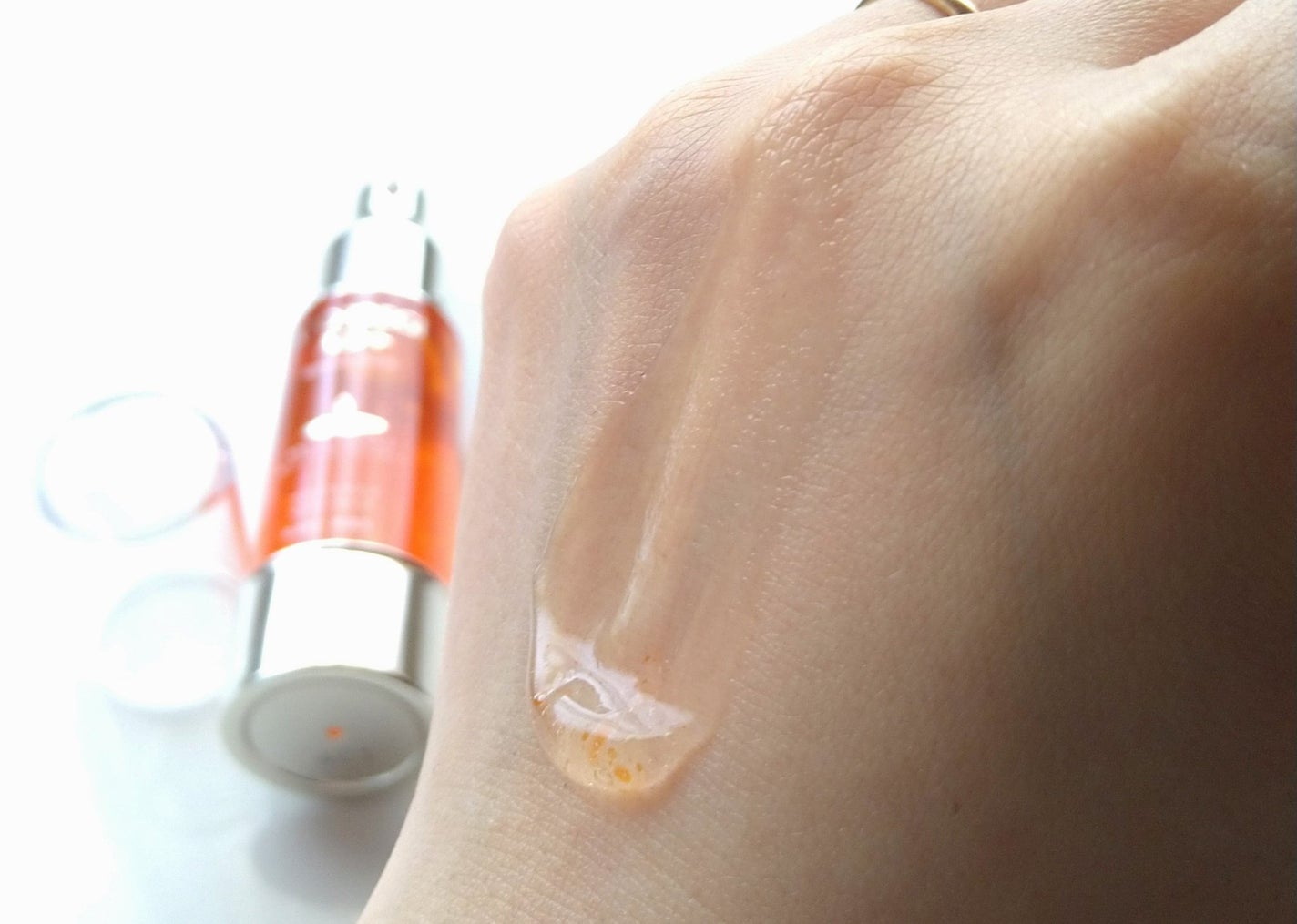 アスタリライズV3エッセンス/アトレージュ AD+/美容液を使ったクチコミ(4枚目)