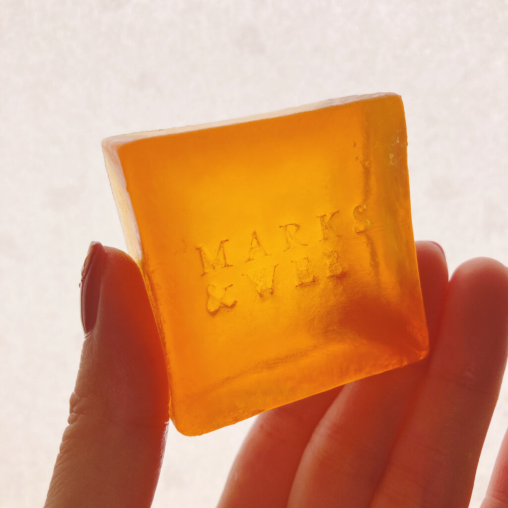 MARKS&WEB ハンドメイドボタニカルソープ ジャスミンのクチコミ「MARKS&WEB
ハンドメイドボタニカルソープ ジャスミン

ほぼ使い切って小さくなってます.....」（2枚目）